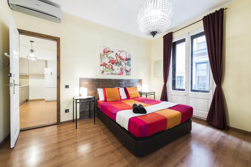 Vidre Home - Plaza Real Barcelona Ngoại thất bức ảnh