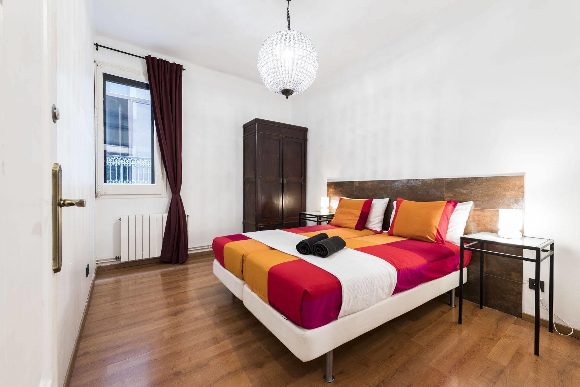 Vidre Home - Plaza Real Barcelona Ngoại thất bức ảnh